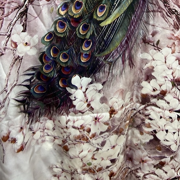 Peacock Print Sleeveless Tunic 100% silk - Picture 11 of 14